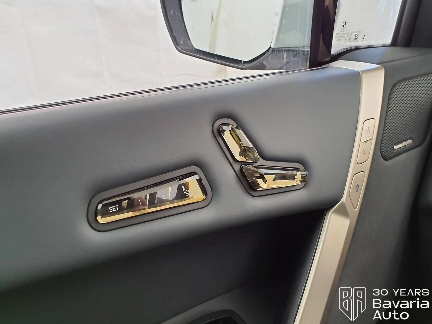 BMW iX 50 xDrive Sport, снимка 14 - Автомобили и джипове - 54345270