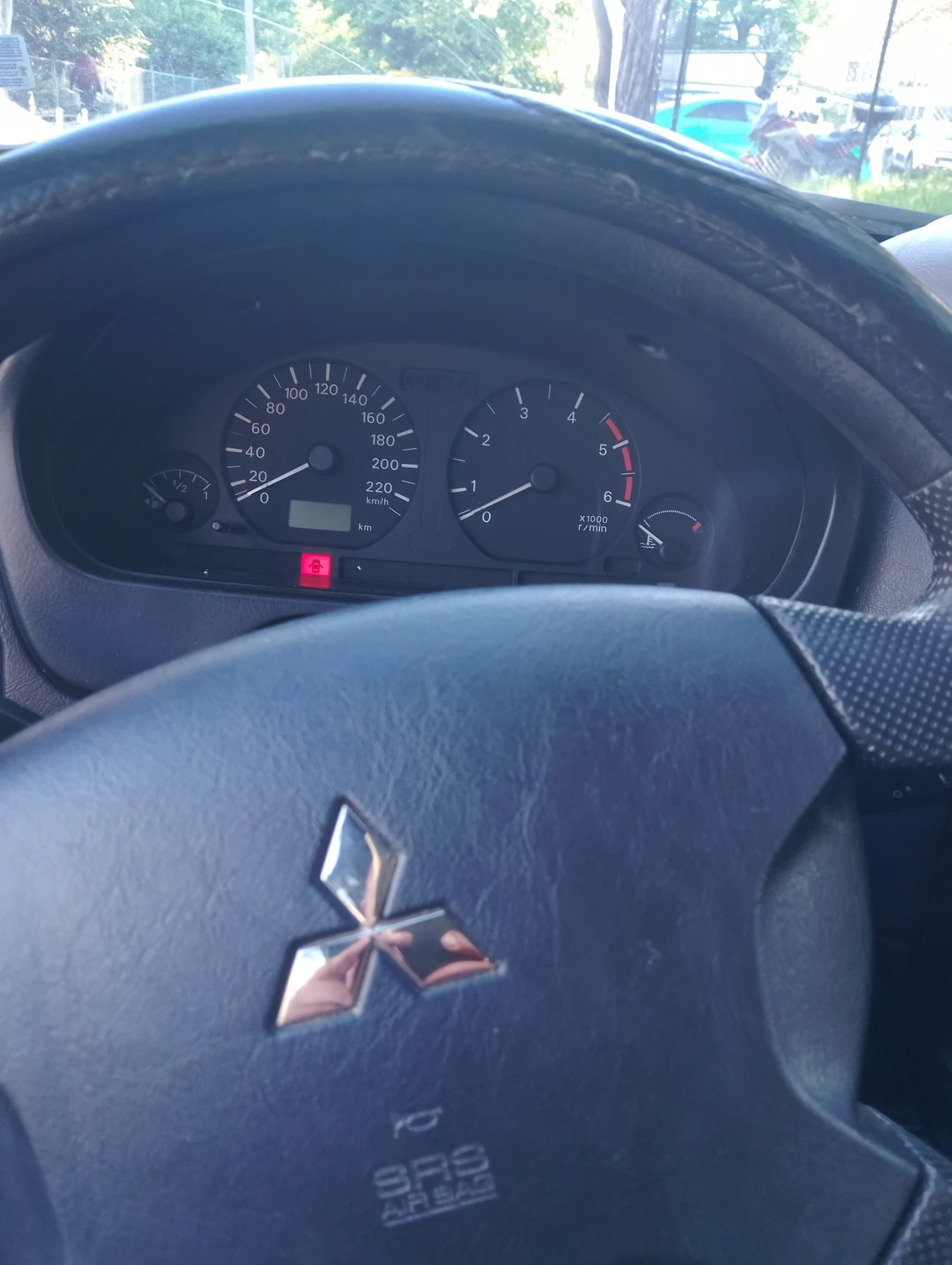 Mitsubishi Space star, снимка 5 - Автомобили и джипове - 54444053