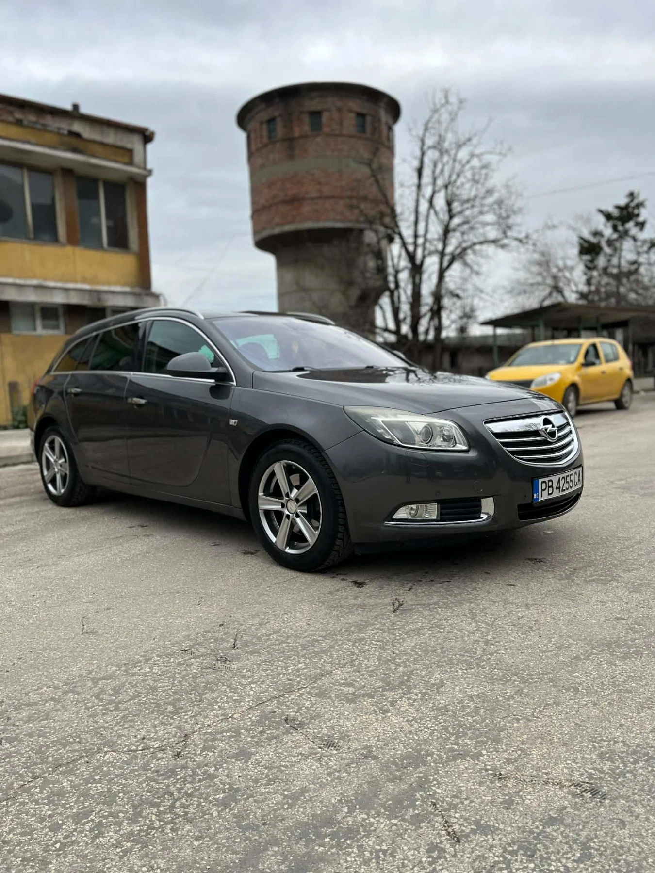 Opel Insignia 2.0 ����� 160 �� 2010 � | Mobile.bg � ����������� 2