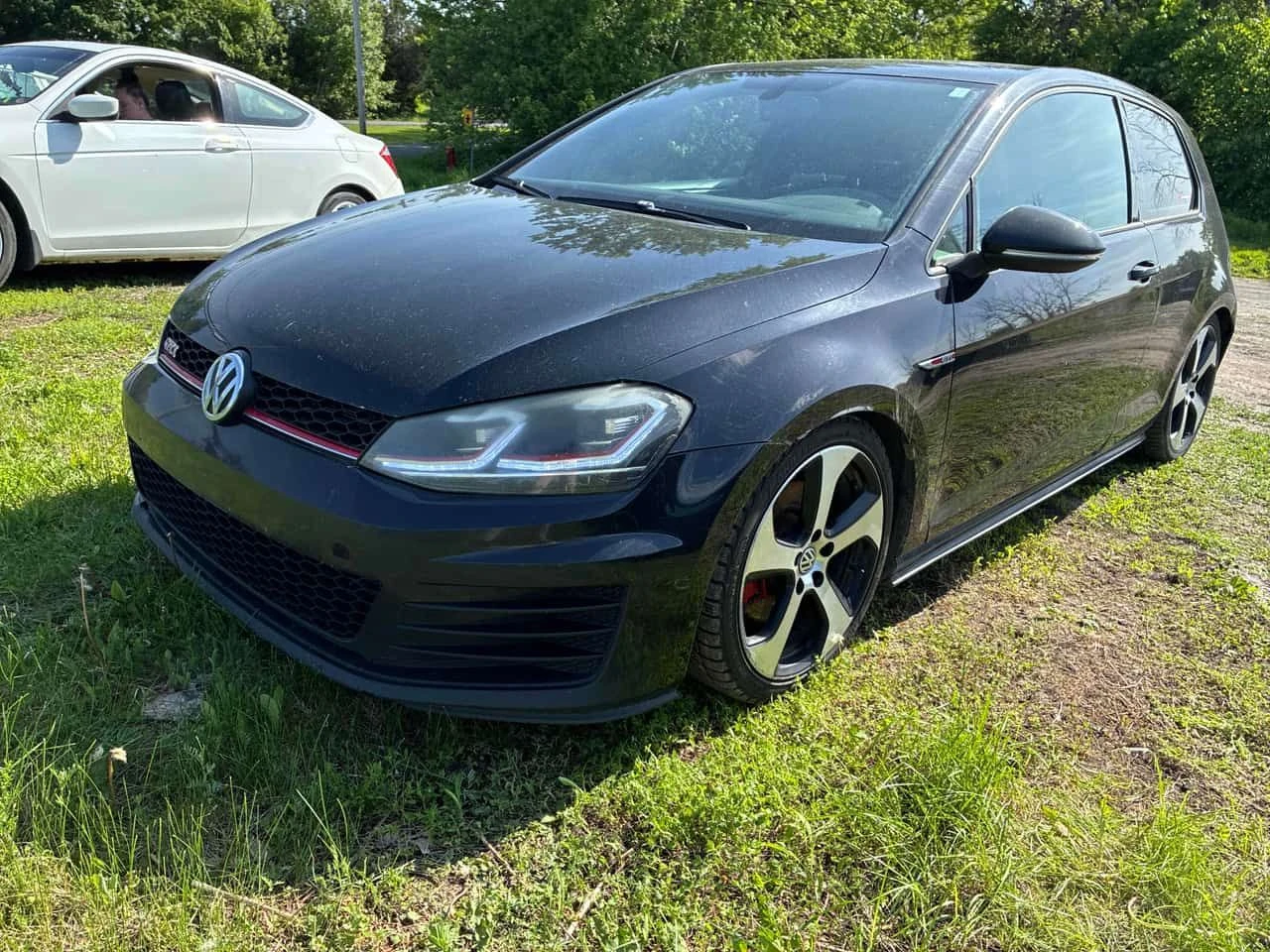 VW Golf * 3dr HB DSG * CARFAX * ОПЦИЯ ЗА ФИНАНСИРАНЕ