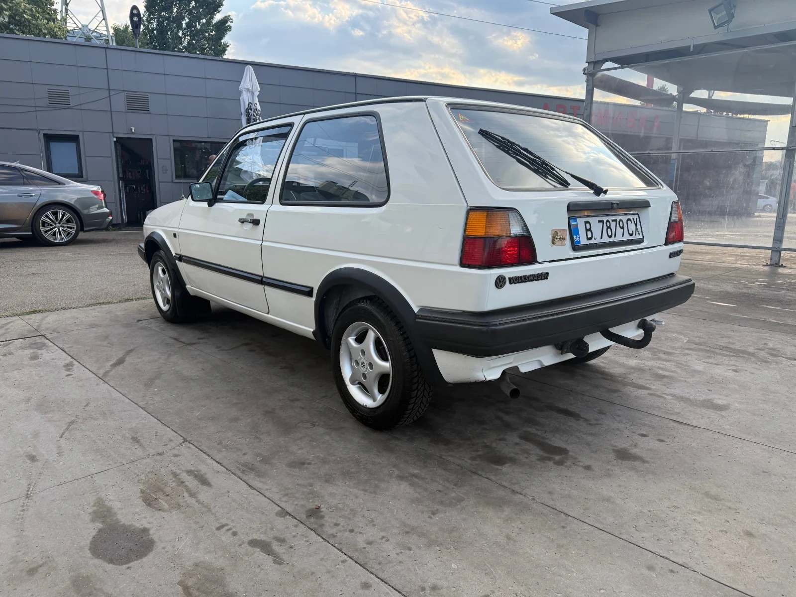 VW Golf 1.6 Автомат Уникат Оригинал, снимка 4 - Автомобили и джипове - 55589239