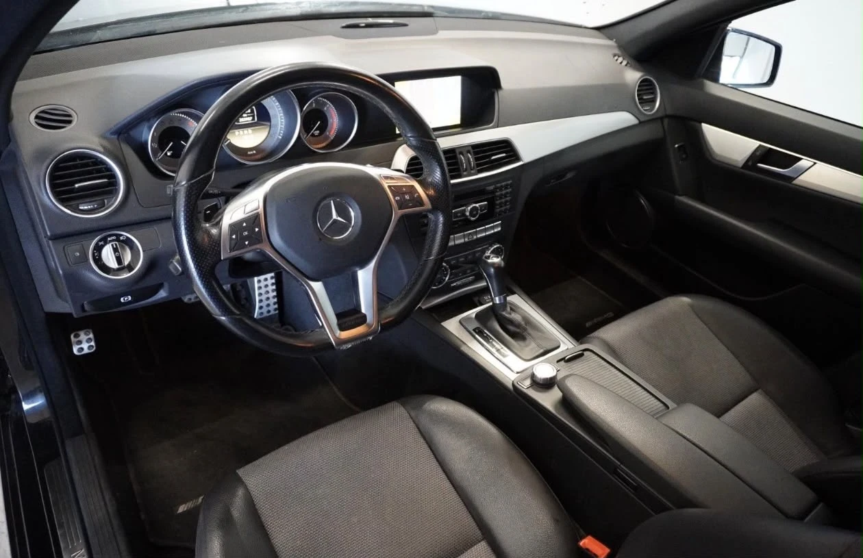 Mercedes-Benz C 250 D * AMG LINE * FACELIFT, снимка 8 - Автомобили и джипове - 56155947