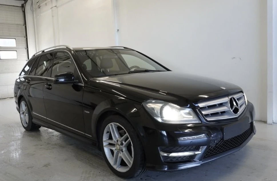 Mercedes-Benz C 250 D * AMG LINE * FACELIFT, снимка 2 - Автомобили и джипове - 56155947