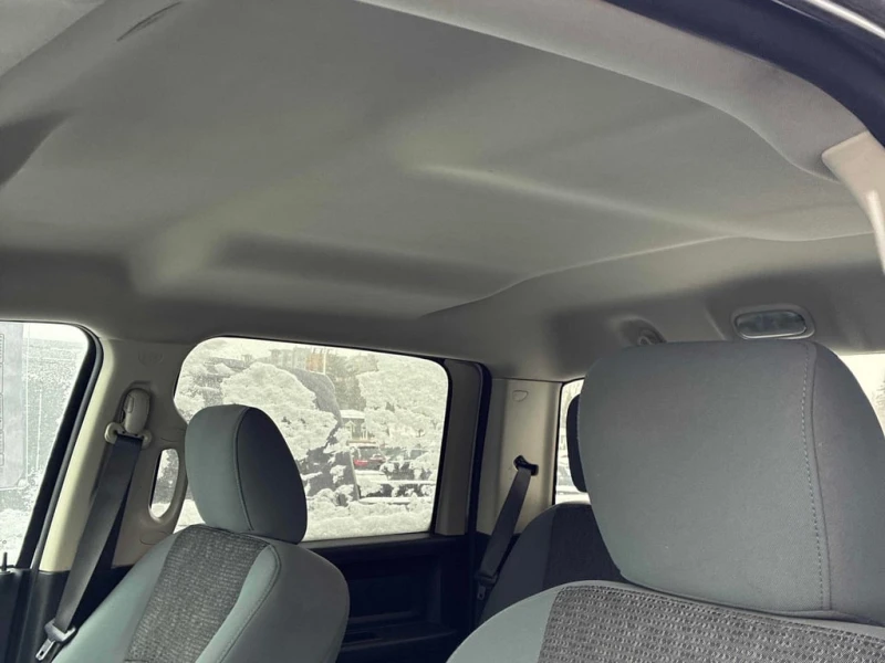 Dodge RAM 1500 * Express * CARFAX * БЕЗ ПЪРВОНАЧАЛНА ВНОСКА, снимка 13 - Автомобили и джипове - 52890935