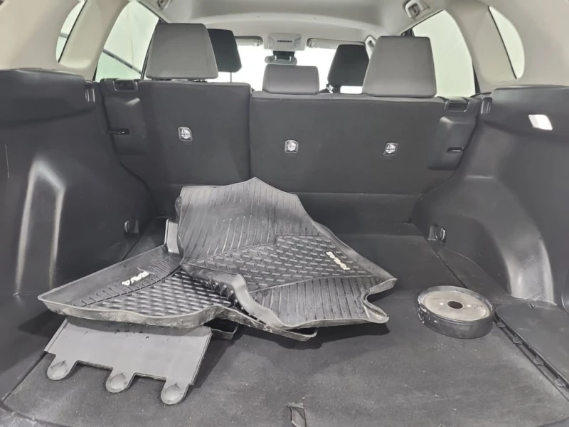 Toyota Rav4 * LE * CARFAX * ЦЕНА ДО БГ, снимка 16 - Автомобили и джипове - 53445037