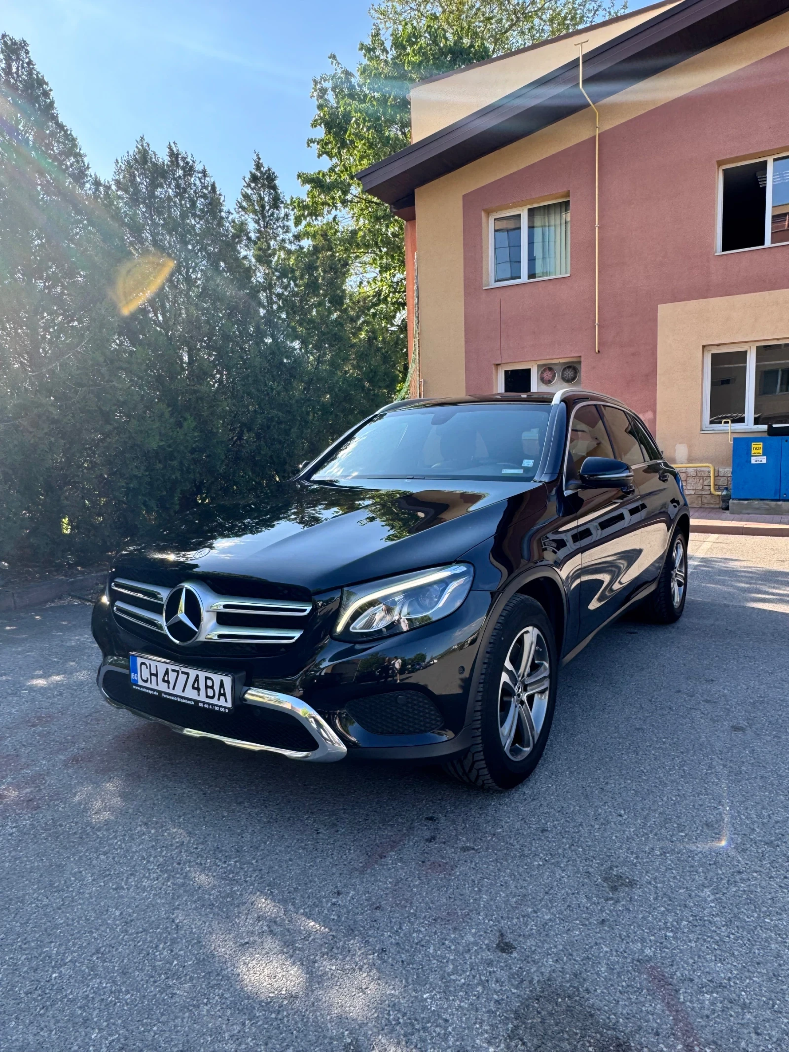 Mercedes-Benz GLC 250 AMG 4 Matic 9G tronic  - изображение 3