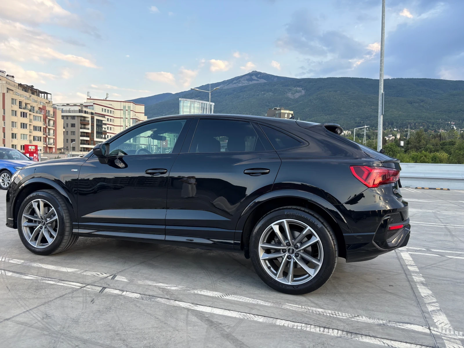 Audi Q3 Sportback S - line, Quattro - изображение 3