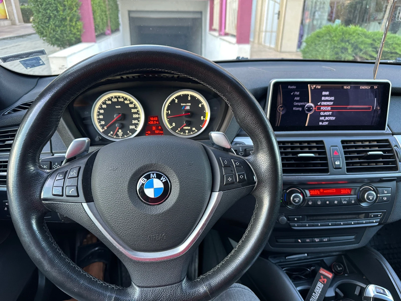 BMW X6  - изображение 10