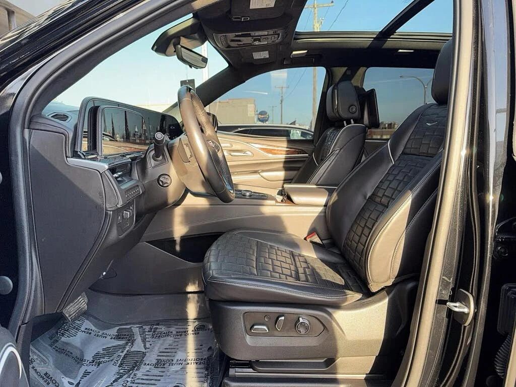 Cadillac Escalade /Sport/Platinum/AWD/CARFAX/7-местен - изображение 7