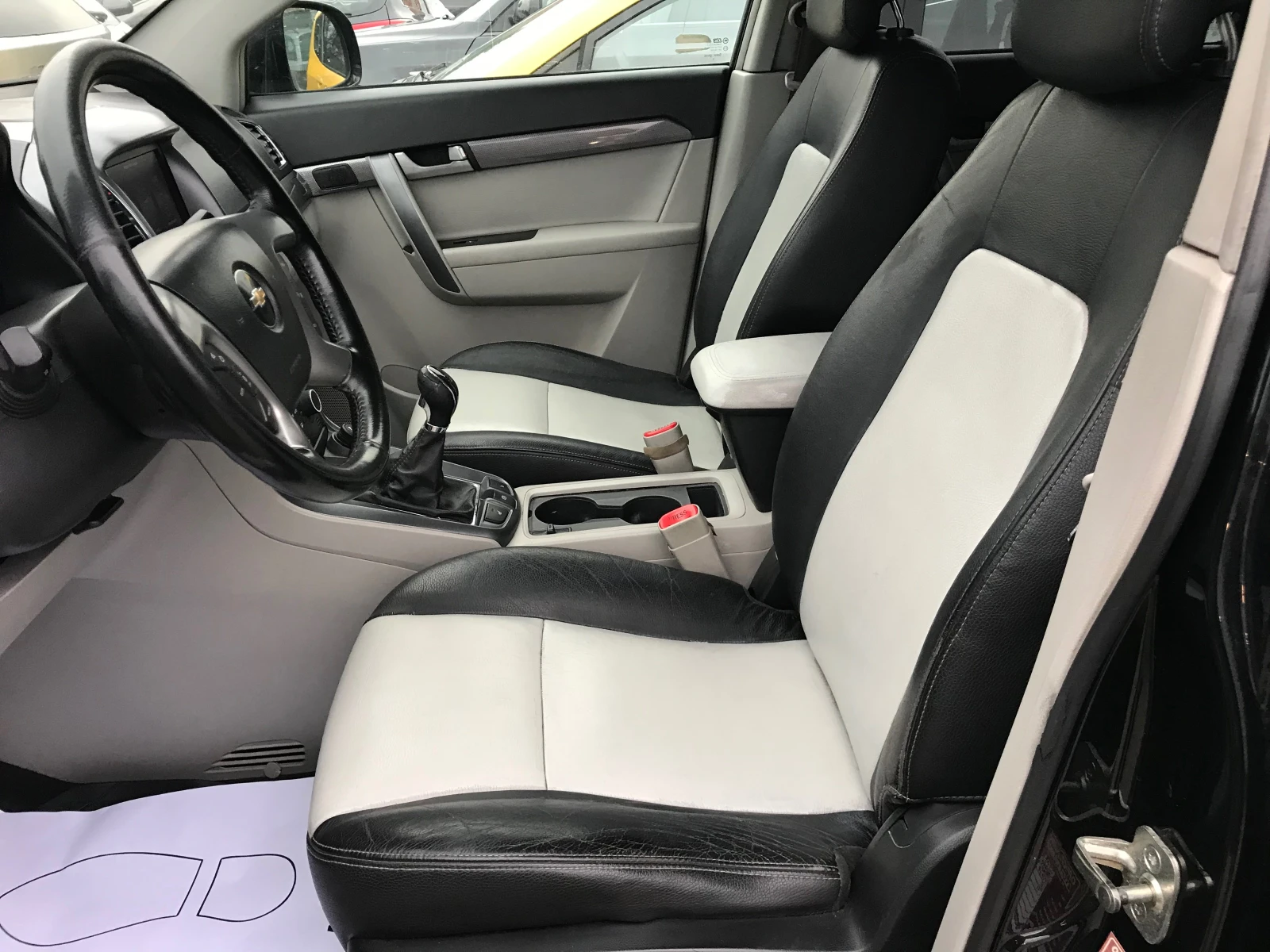 Chevrolet Captiva 2.2d-4x4-7мес-Face - изображение 10