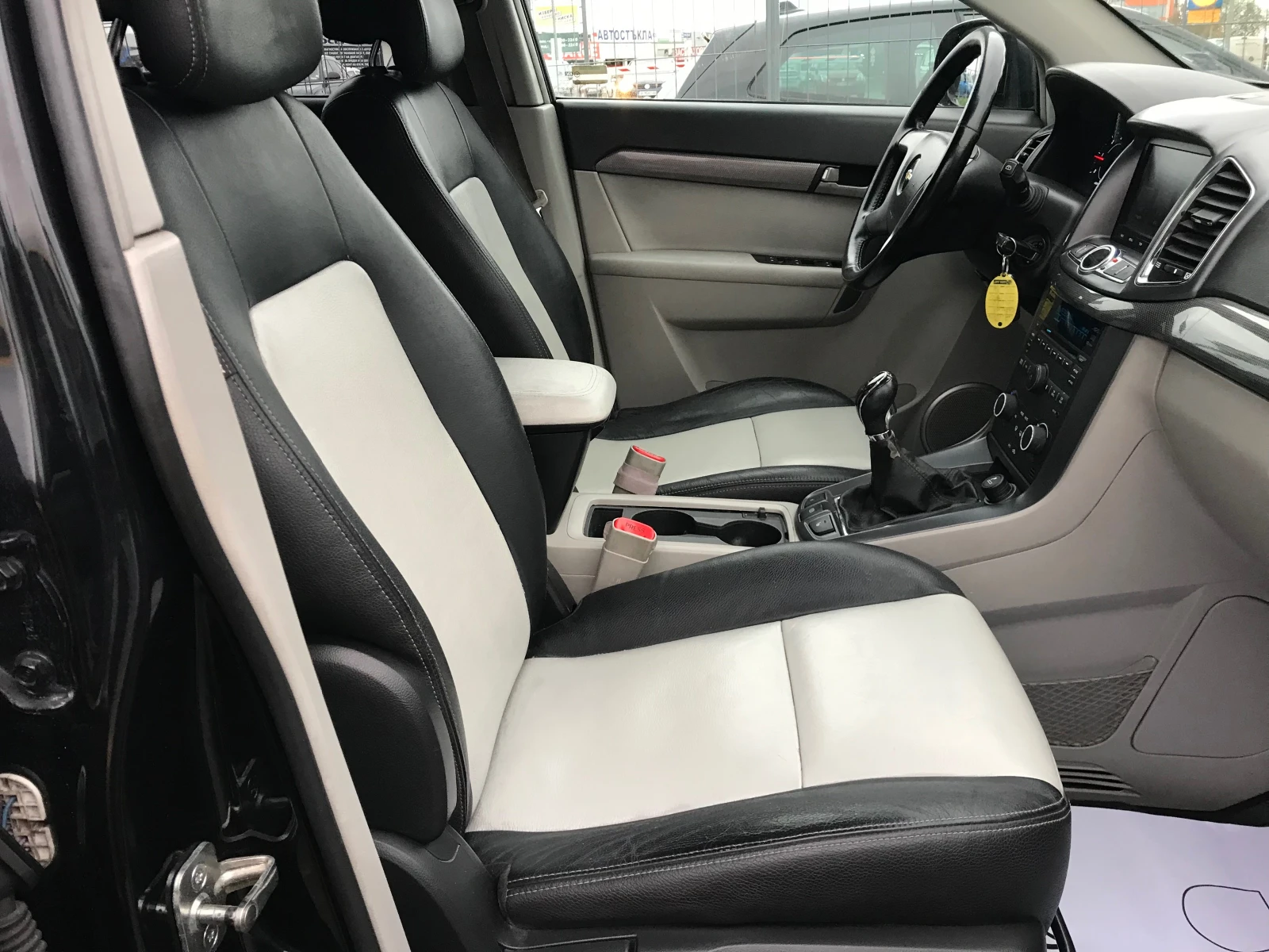 Chevrolet Captiva 2.2d-4x4-7мес-Face - изображение 9