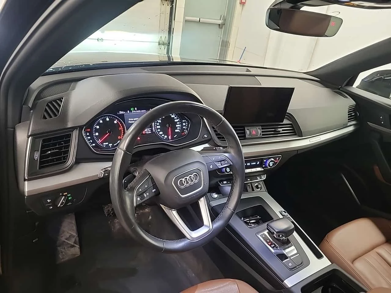 Audi Q5 * KOMFORT * CARFAX * ��������* ��� ������������ | Mobile.bg � ����������� 9
