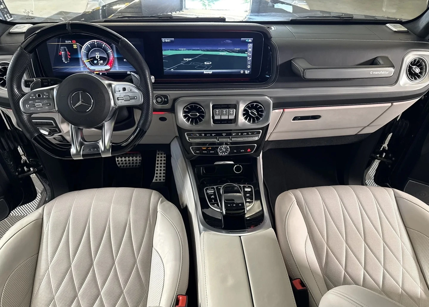 Mercedes-Benz G 63 AMG, снимка 5 - Автомобили и джипове - 54644575