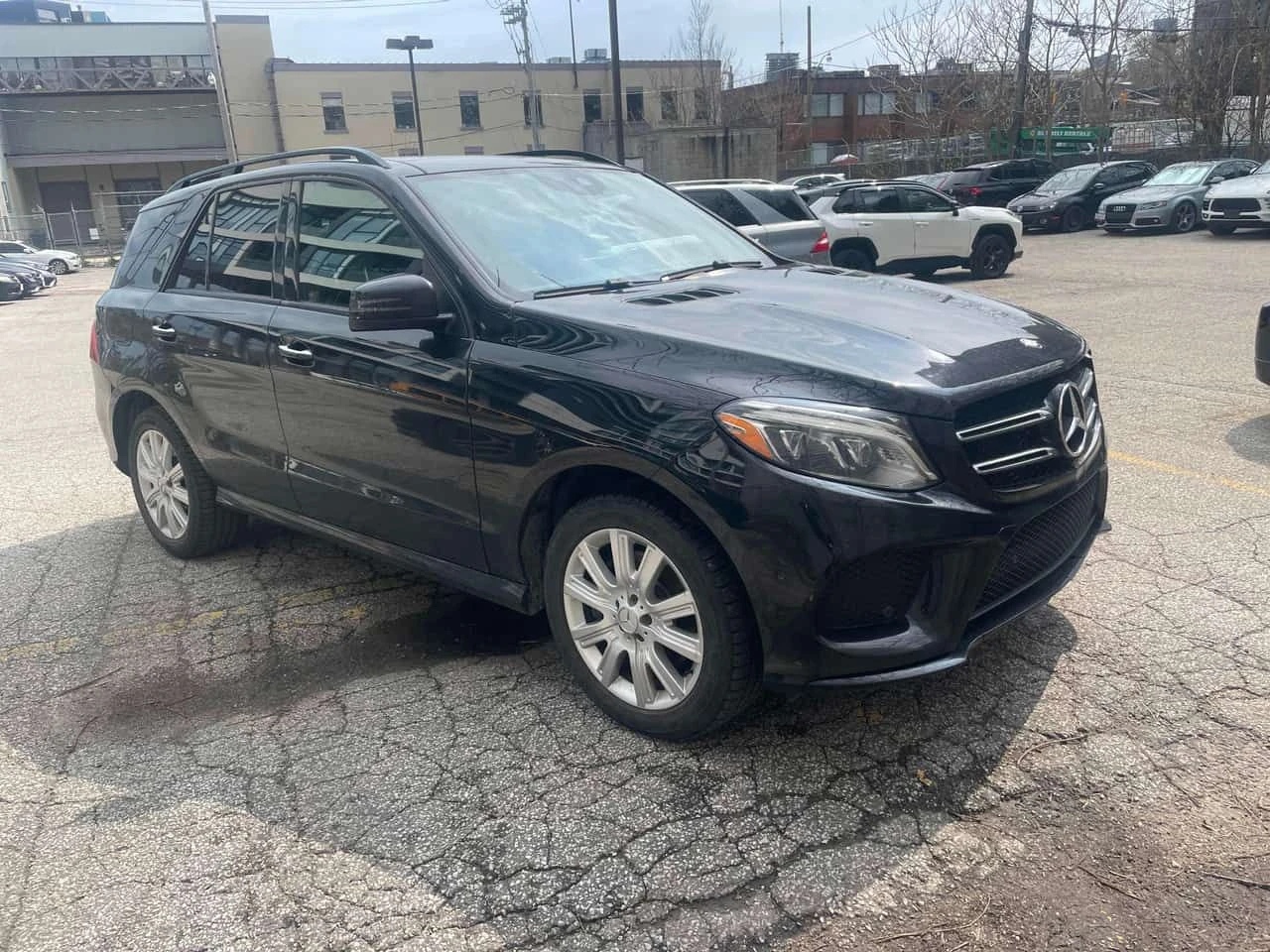 Mercedes-Benz GLE 350 | ПОДГРЕВ | ПАНОРАМА | HARMAN KARDON | 360 | , снимка 10 - Автомобили и джипове - 54653048