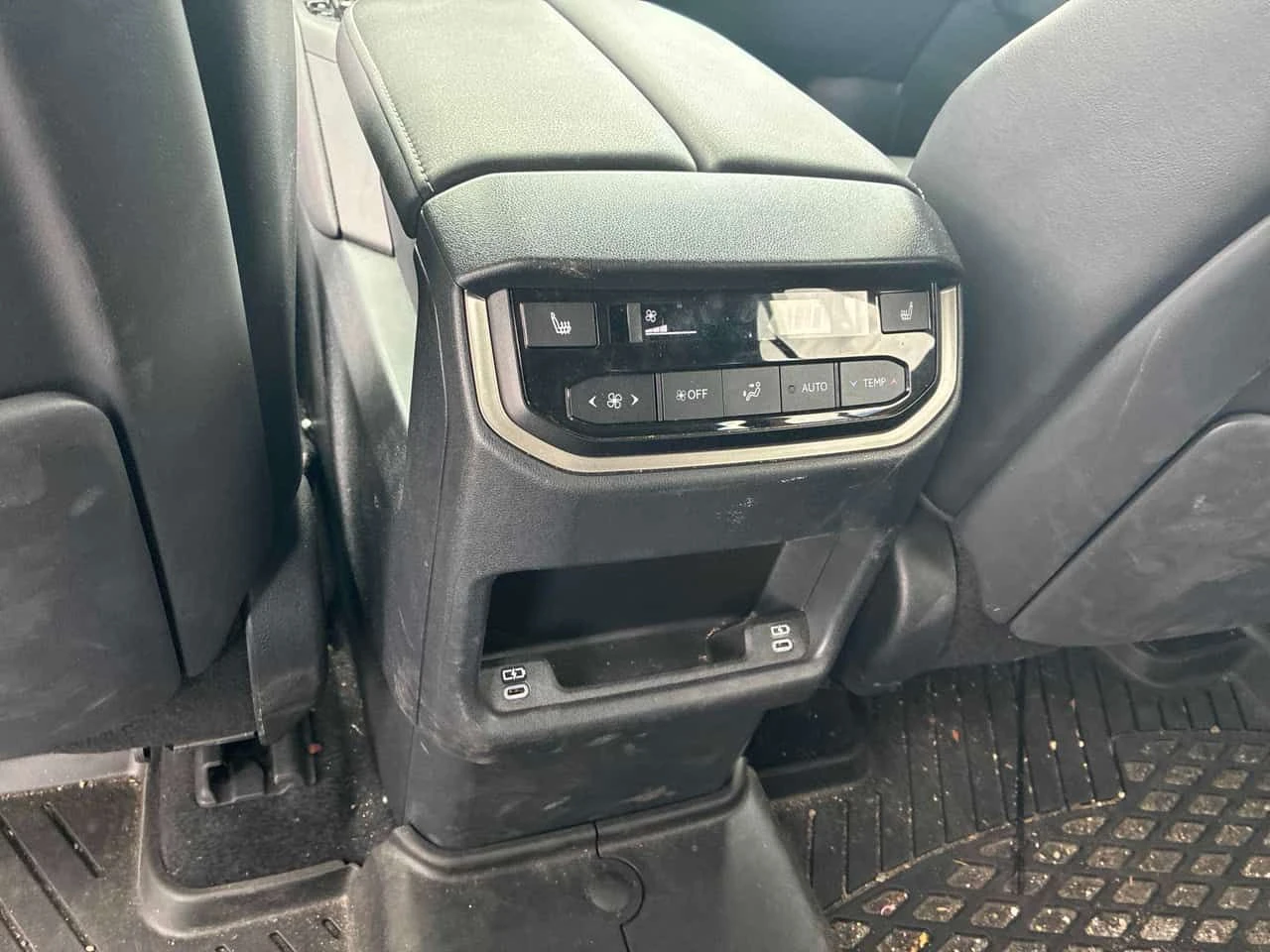 Lexus TX 350 * АВТОКРЕДИТ БЕЗ ПЪРВОНАЧАЛНА ВНОСКА* , снимка 11 - Автомобили и джипове - 54952362