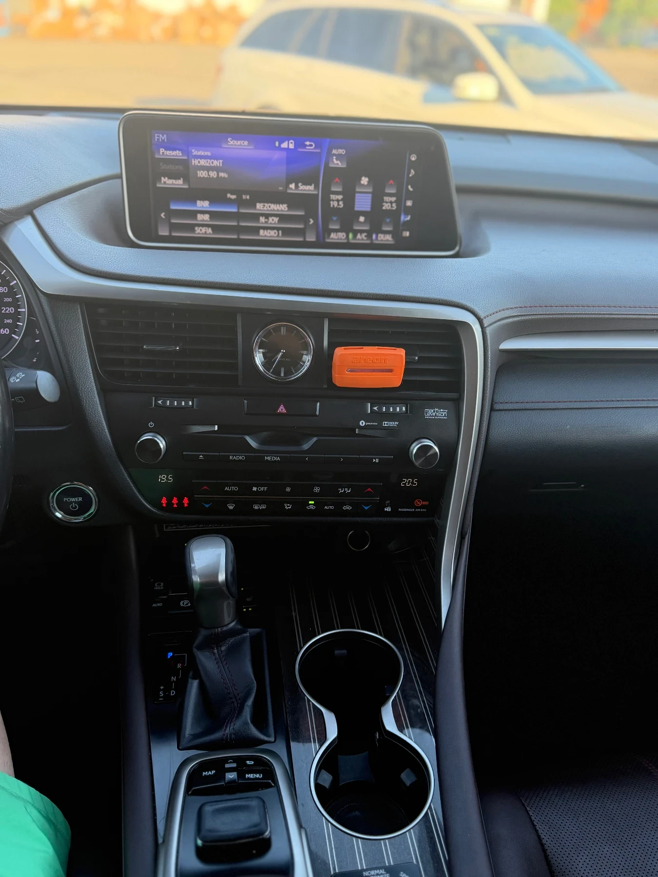 Lexus RX 450h, снимка 6 - Автомобили и джипове - 54962152