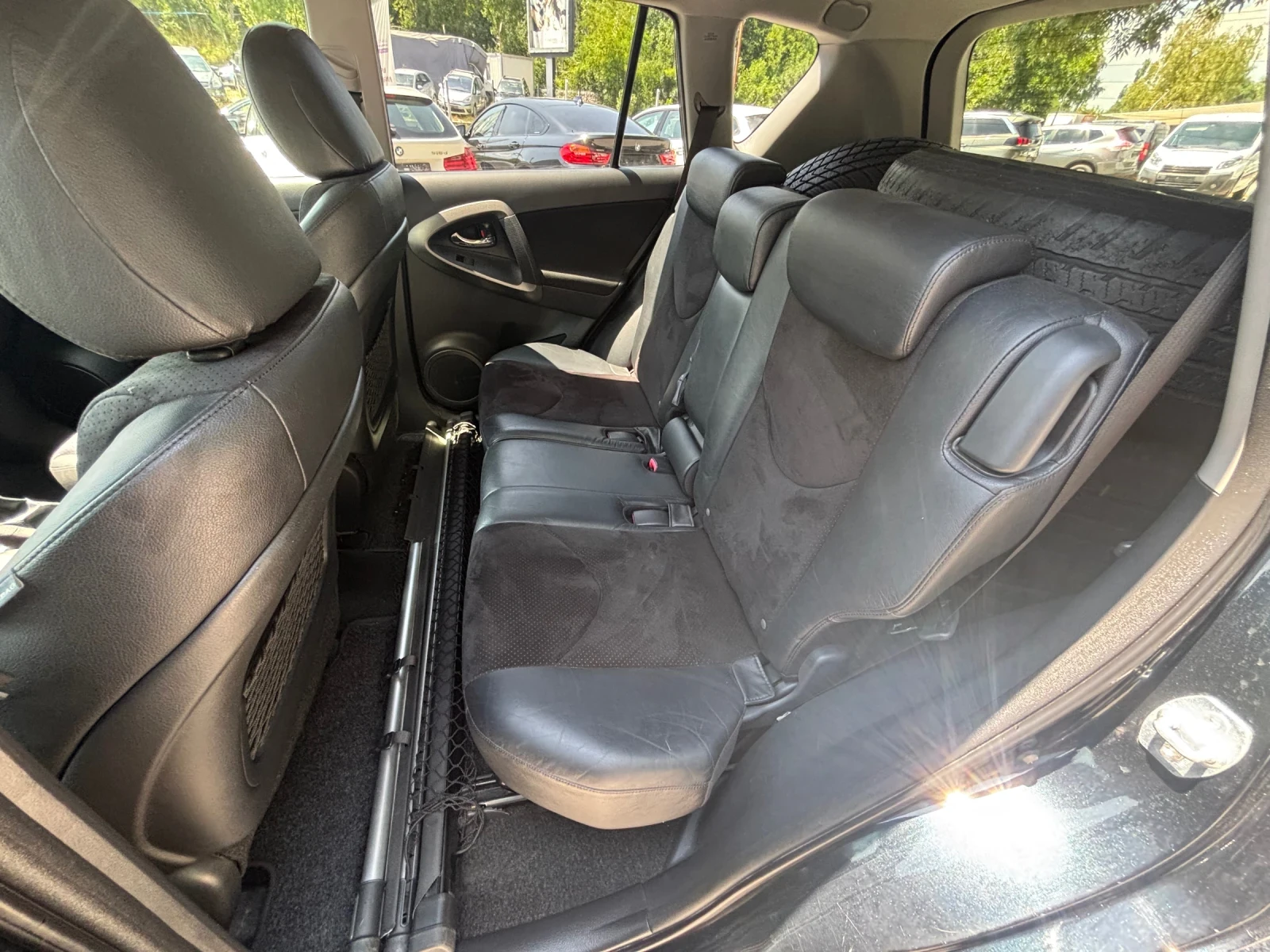 Toyota Rav4 2.0 4х4 VALVE MATIC, снимка 8 - Автомобили и джипове - 55218164
