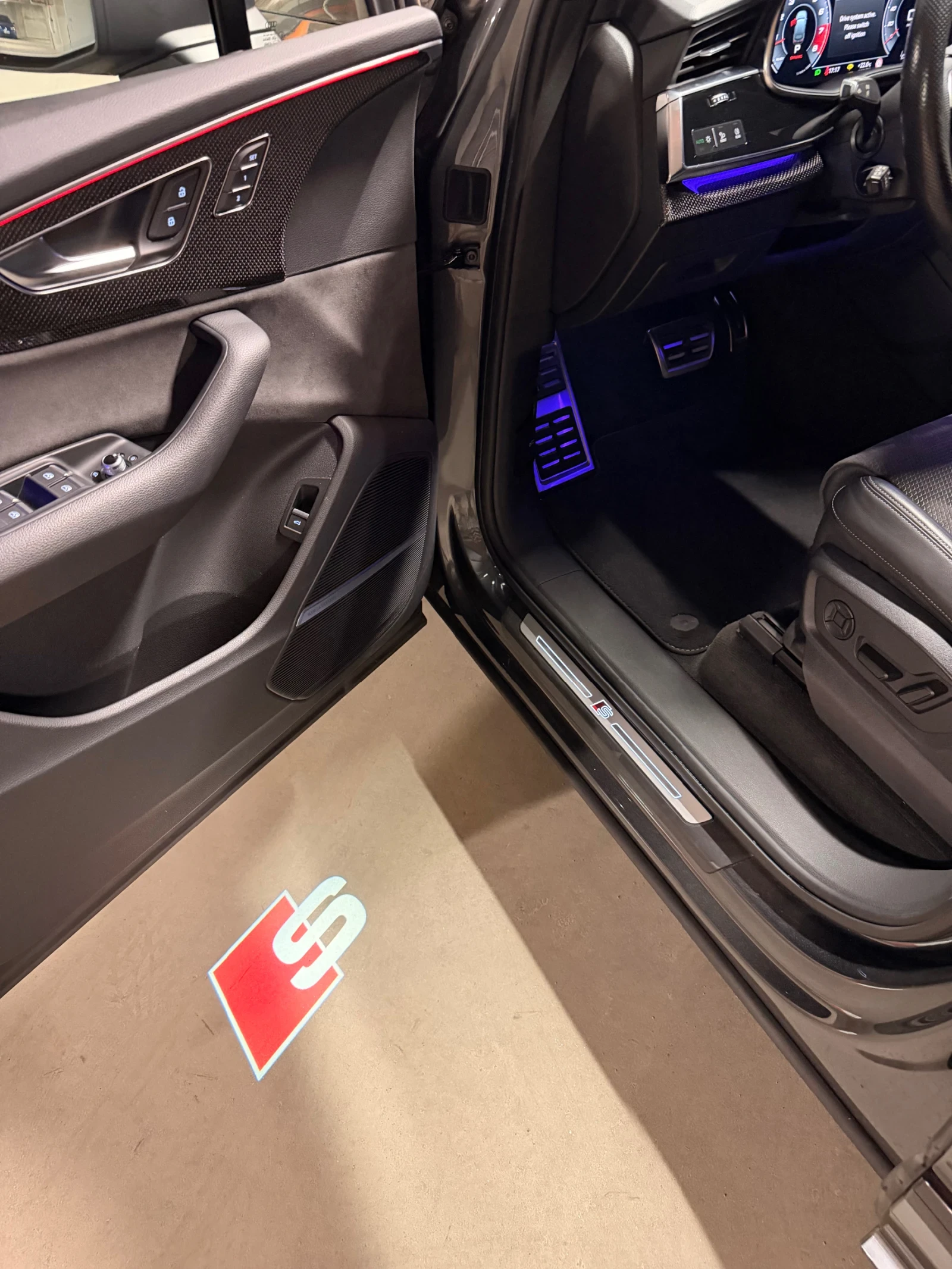 Audi SQ7 Full 4.0 TFSI quattro Tiptronic, снимка 10 - Автомобили и джипове - 55282478