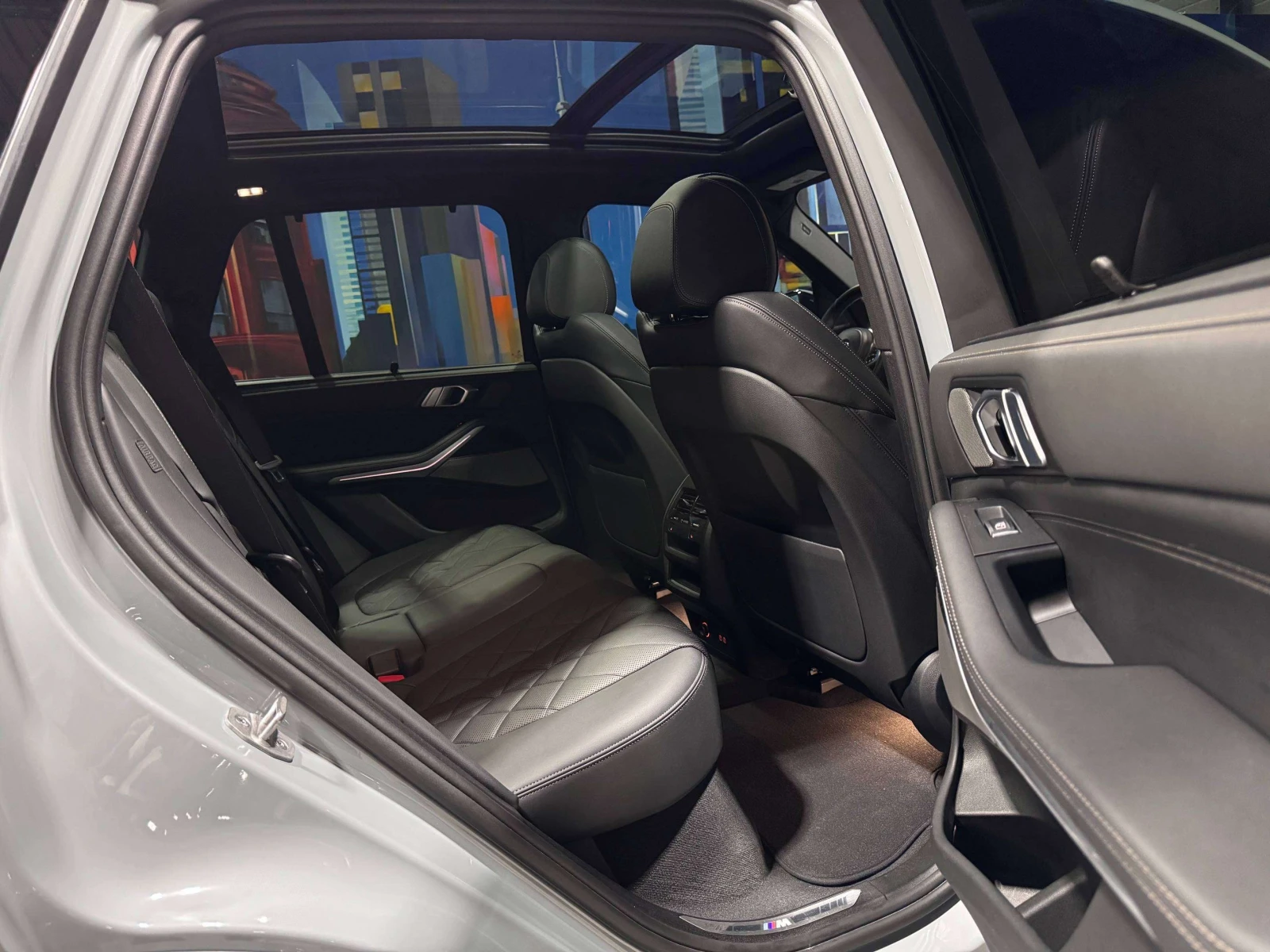 BMW X5 * 40i M SPORT PRO | PREMIUM ESSENTIAL | BROOKLYN G, снимка 9 - Автомобили и джипове - 55872450