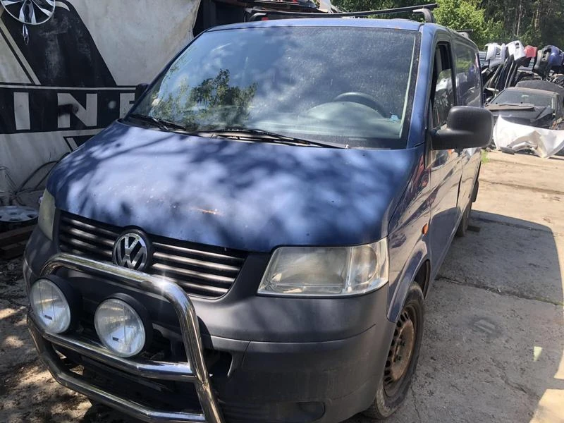 VW T5 1.9 tdi на части, снимка 1 - Бусове и автобуси - 36783594