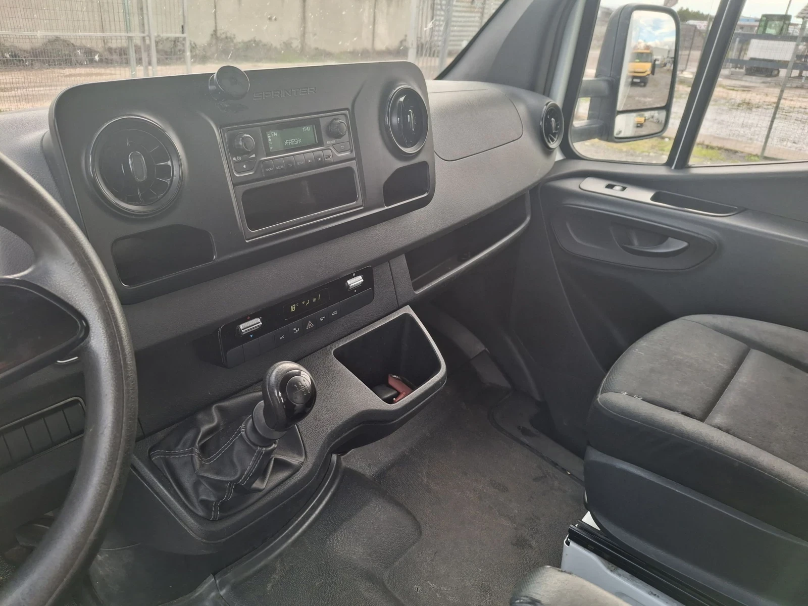 Mercedes-Benz Sprinter Падащ Борд * * 3.5т * * * euro6, снимка 10 - Бусове и автобуси - 54083705