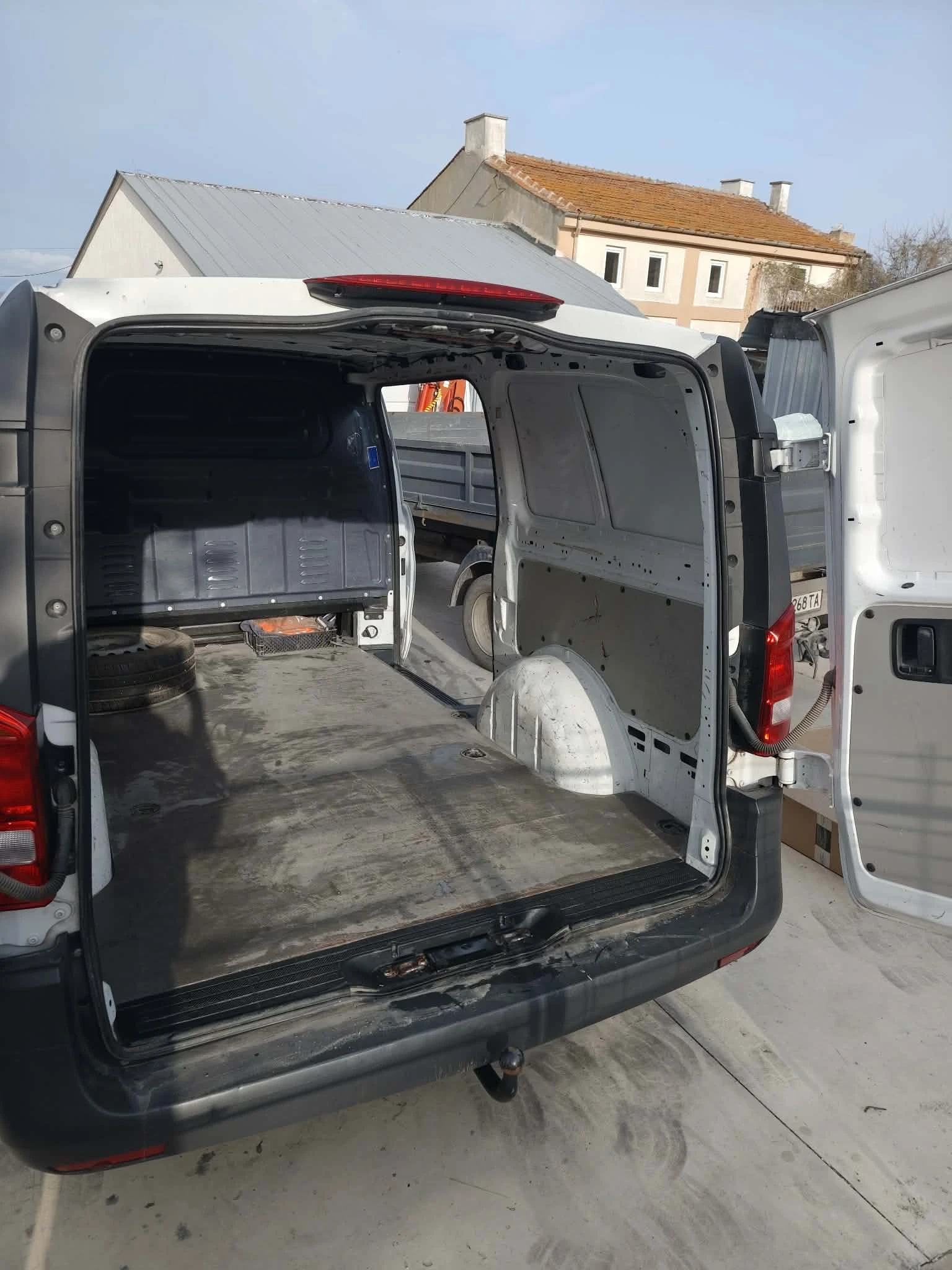 Mercedes-Benz Vito, снимка 9 - Бусове и автобуси - 54220870