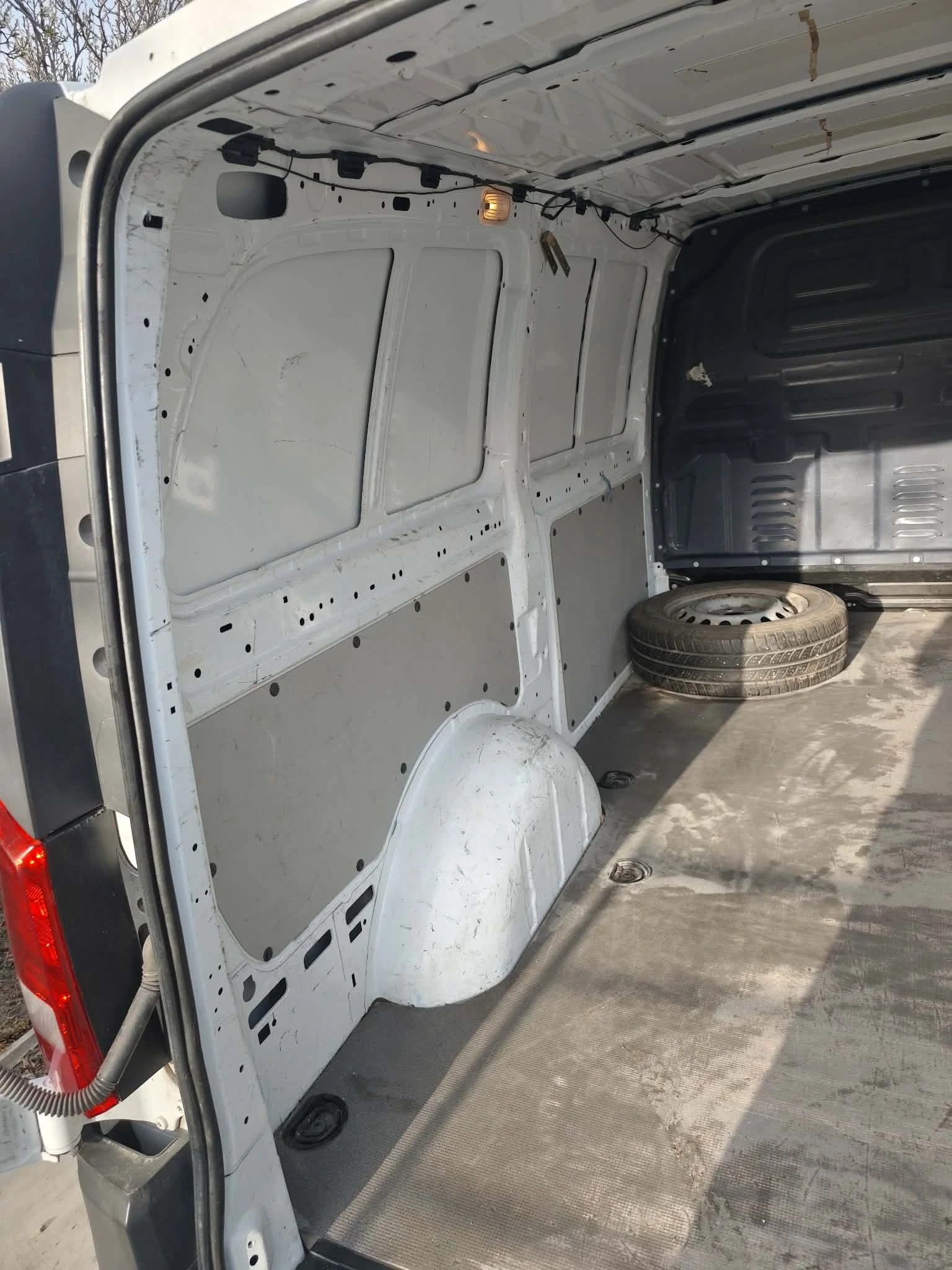 Mercedes-Benz Vito, снимка 12 - Бусове и автобуси - 54220870