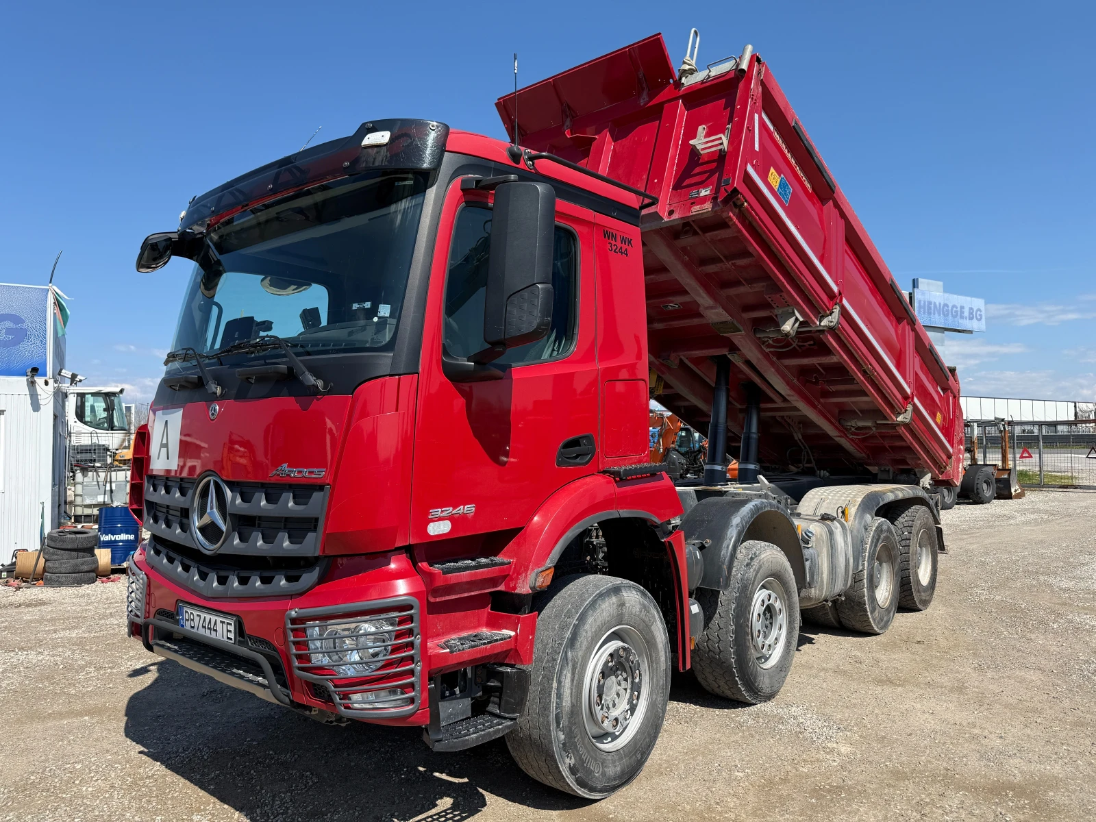 Mercedes-Benz Arocs 3246