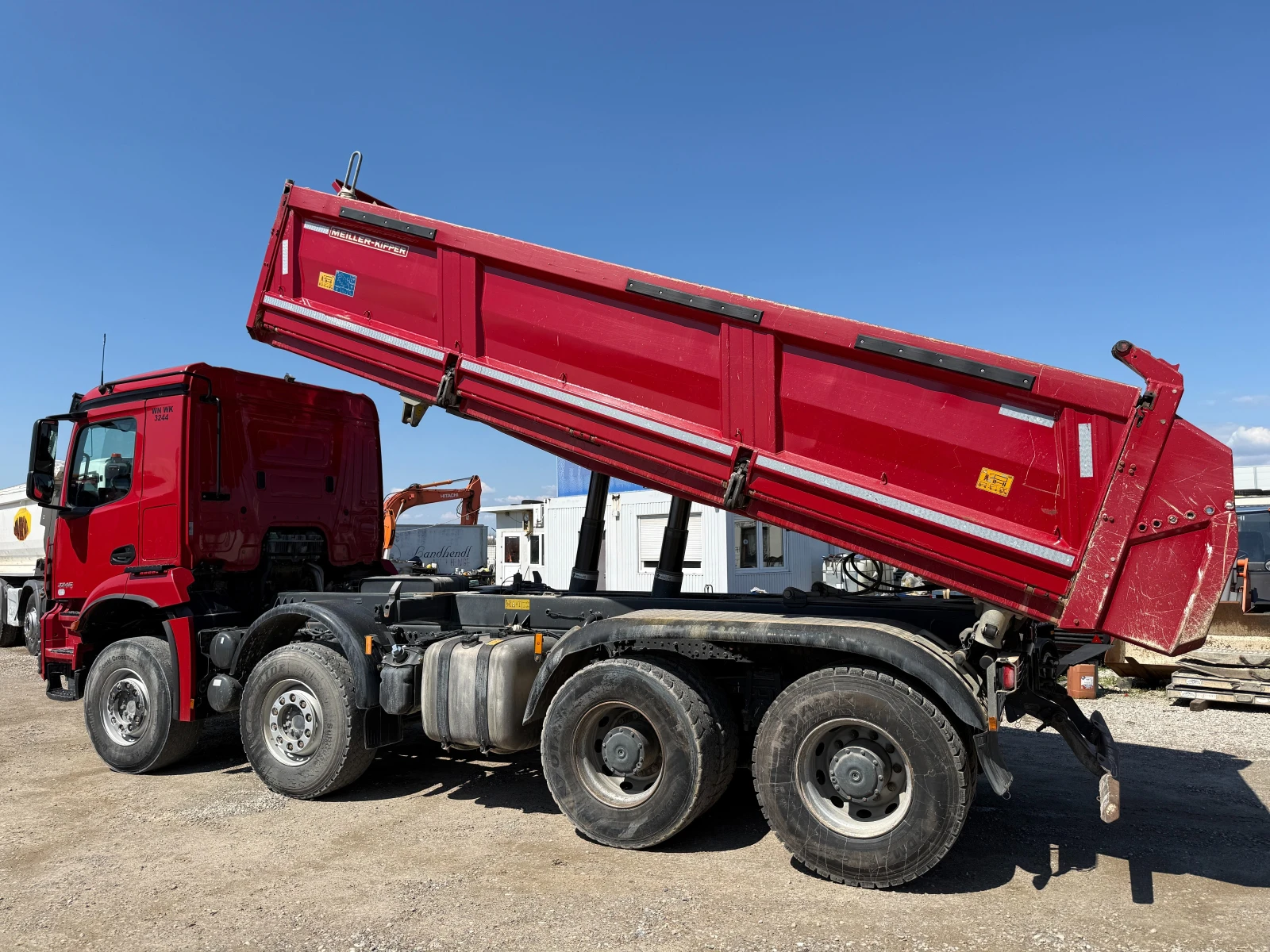 Mercedes-Benz Arocs 3246, снимка 9 - Камиони - 54097261