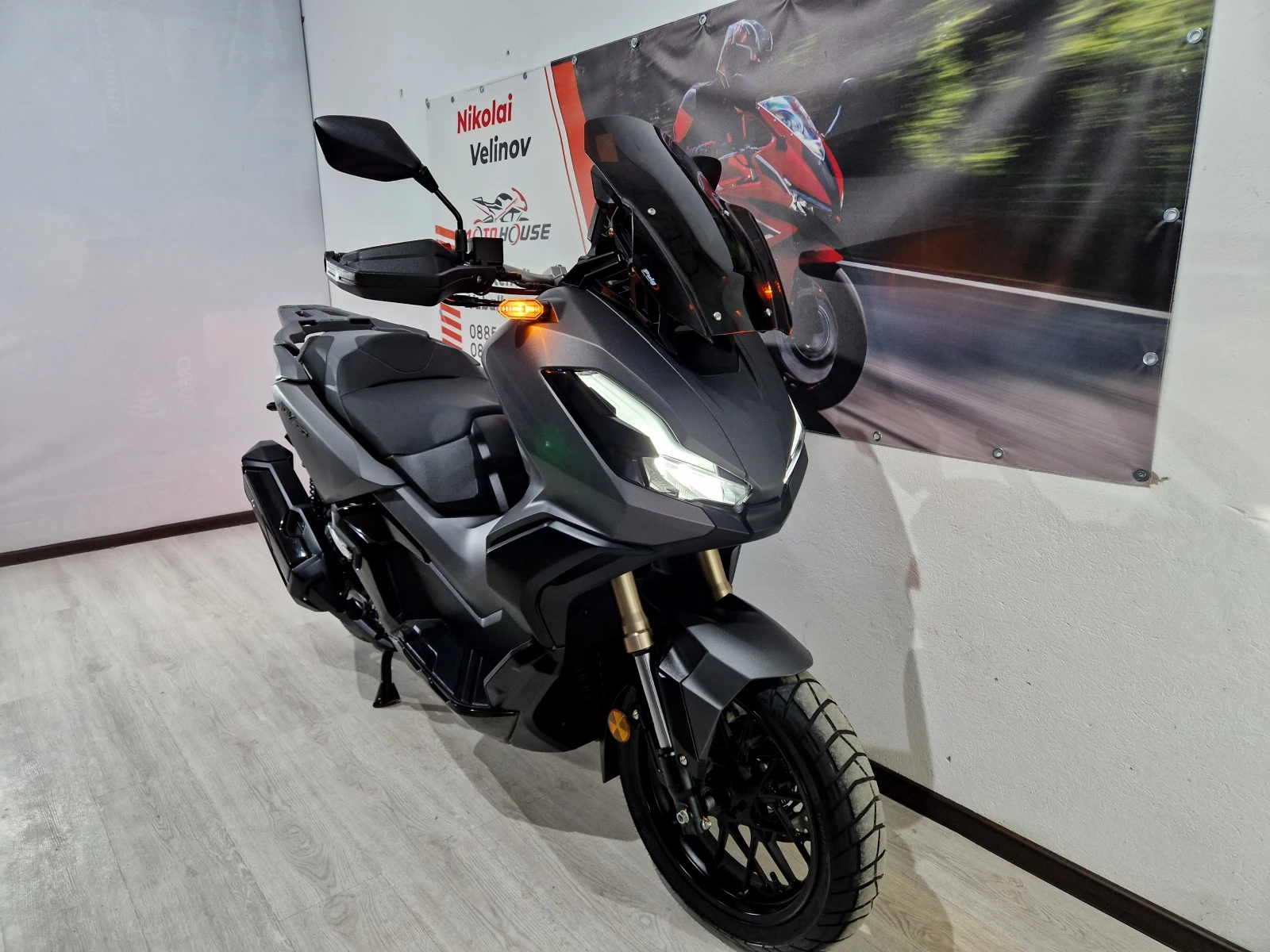 Honda X-ADV 350ie, ABS-TCS, !7297km!2024г., снимка 15 - Мотоциклети и мототехника - 53906802