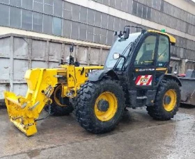 Телескопични товарачи JCB 560-80, снимка 2