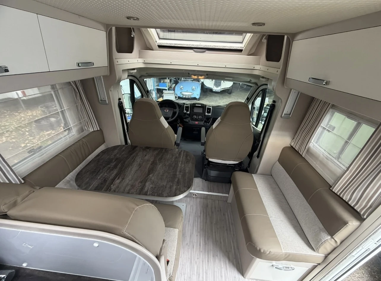 ������ Notin Sevilla | Mobile.bg � ����������� 8