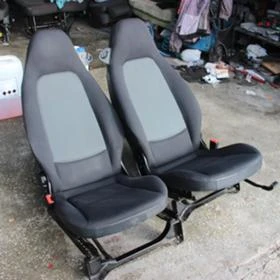 ПРЕДНИ СЕДАЛКИ ЗА СМАРТ  , снимка 1