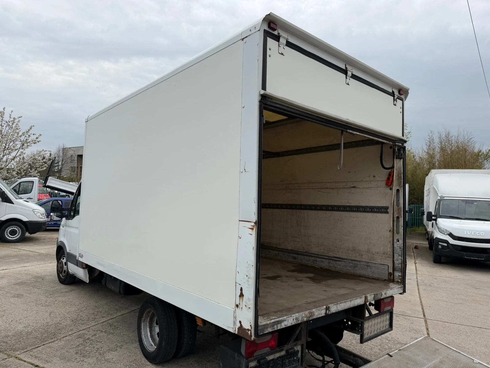 Фургон 4.20 метра