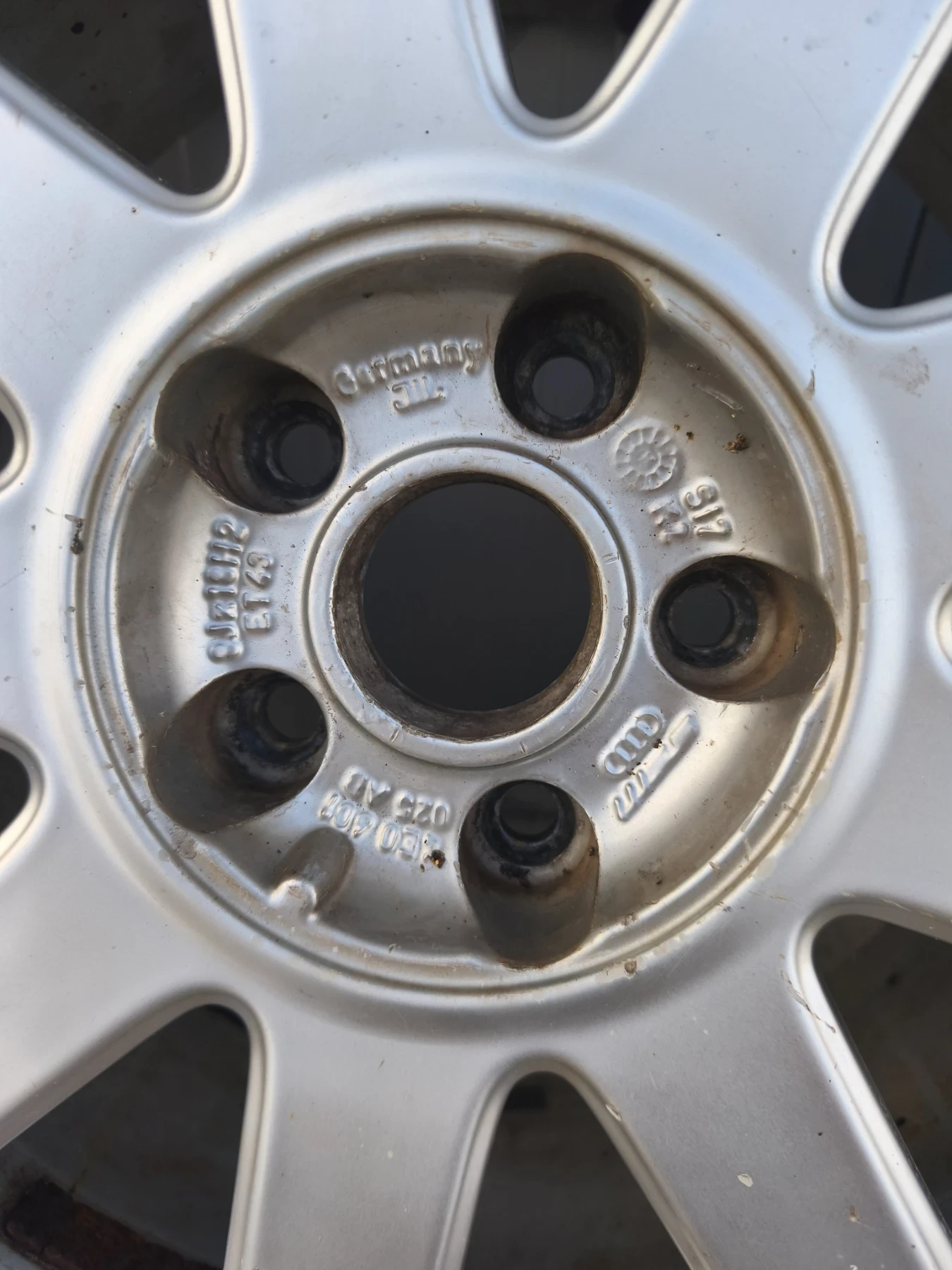    225/40R18  Audi A6 | Mobile.bg   6