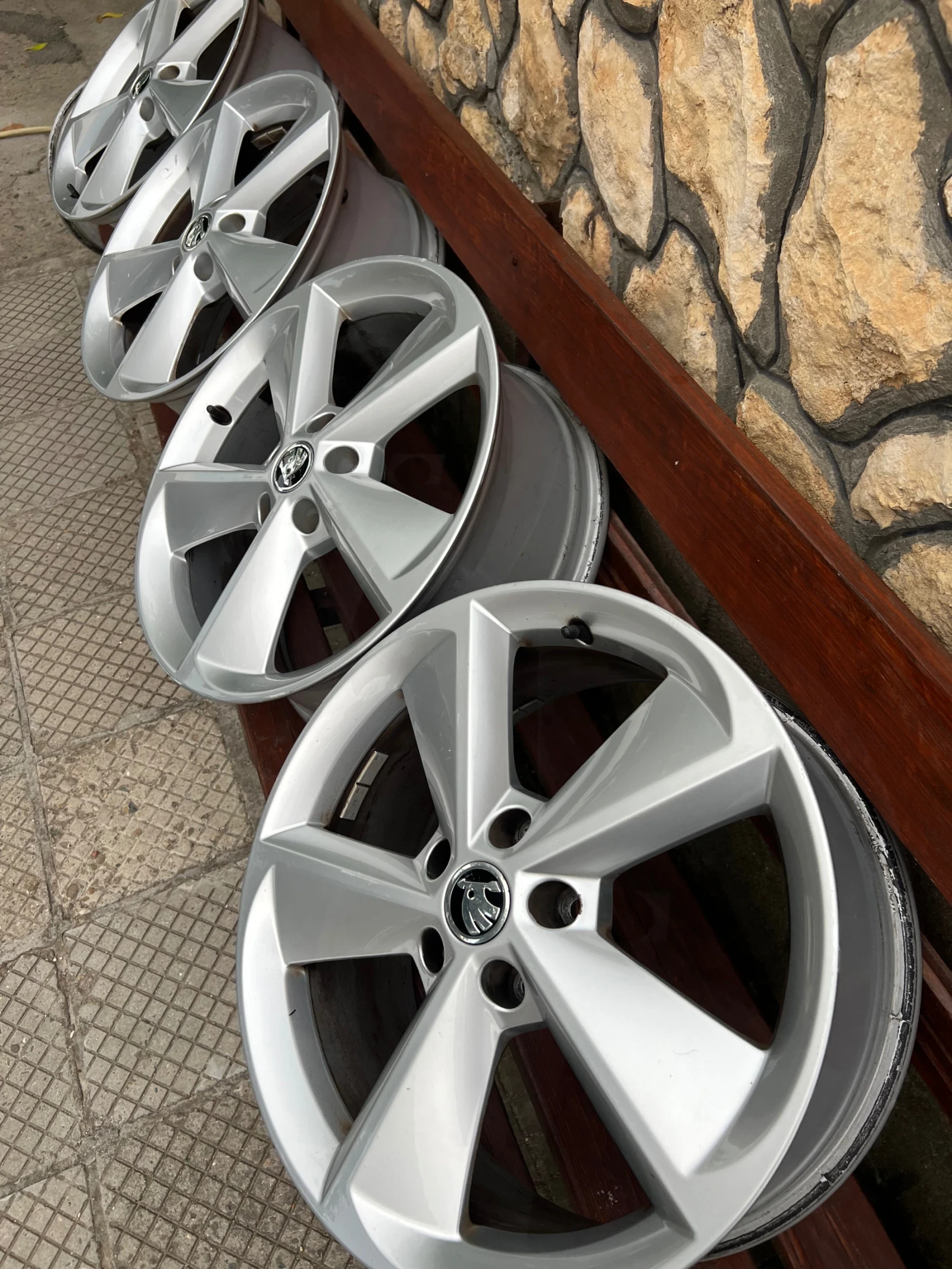 ������ | Mobile.bg � ����������� 7