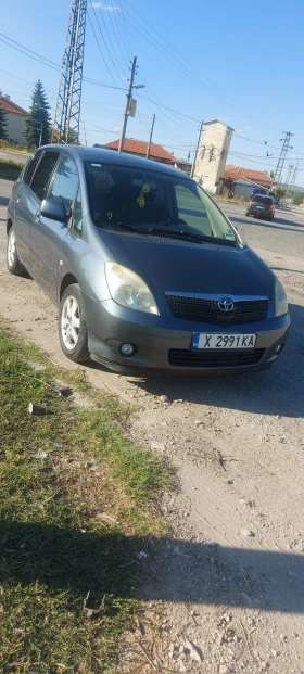 Toyota Corolla verso, снимка 1