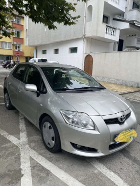 Toyota Auris D4D, снимка 1