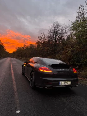 Porsche Panamera 