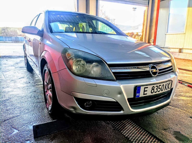Opel Astra, снимка 2 - Автомобили и джипове - 46038791