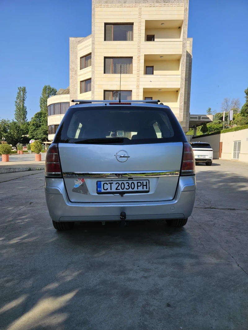 Opel Zafira 1.9 150, снимка 8 - Автомобили и джипове - 47424006