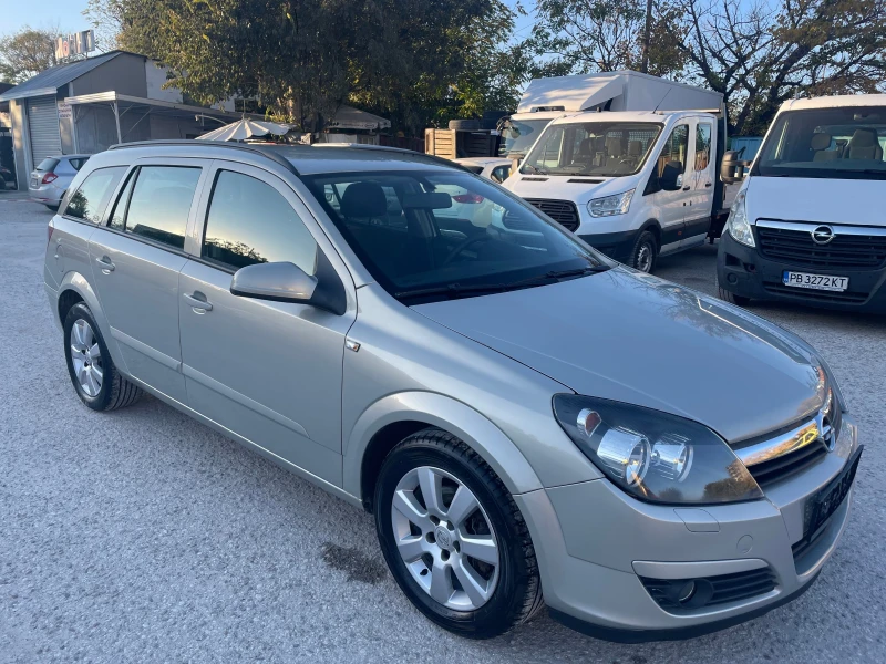 Opel Astra H/SW, снимка 1 - Автомобили и джипове - 48136527