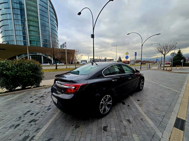 Opel Insignia 2.0 D 170k, снимка 8 - Автомобили и джипове - 48298874