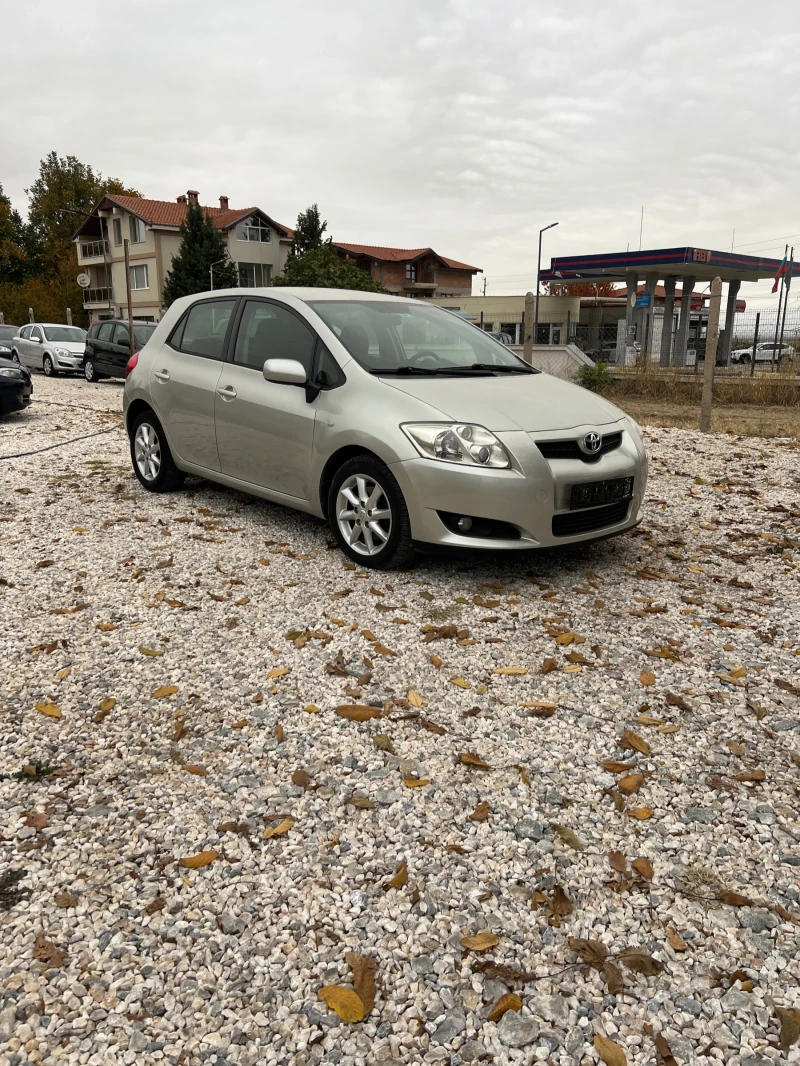 Toyota Auris 4D4 126 ps, снимка 9 - Автомобили и джипове - 48530021