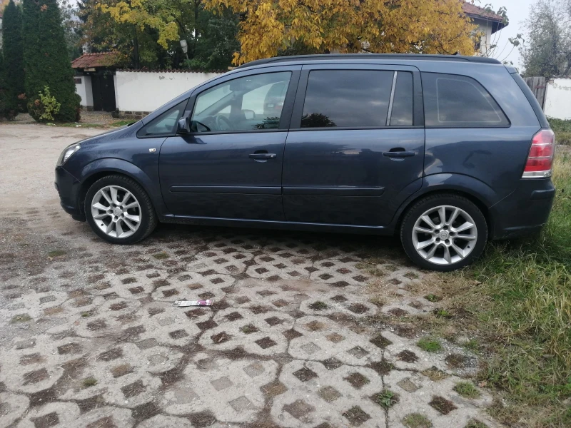 Opel Zafira 1.6 105кс Холандия, снимка 6 - Автомобили и джипове - 48798777