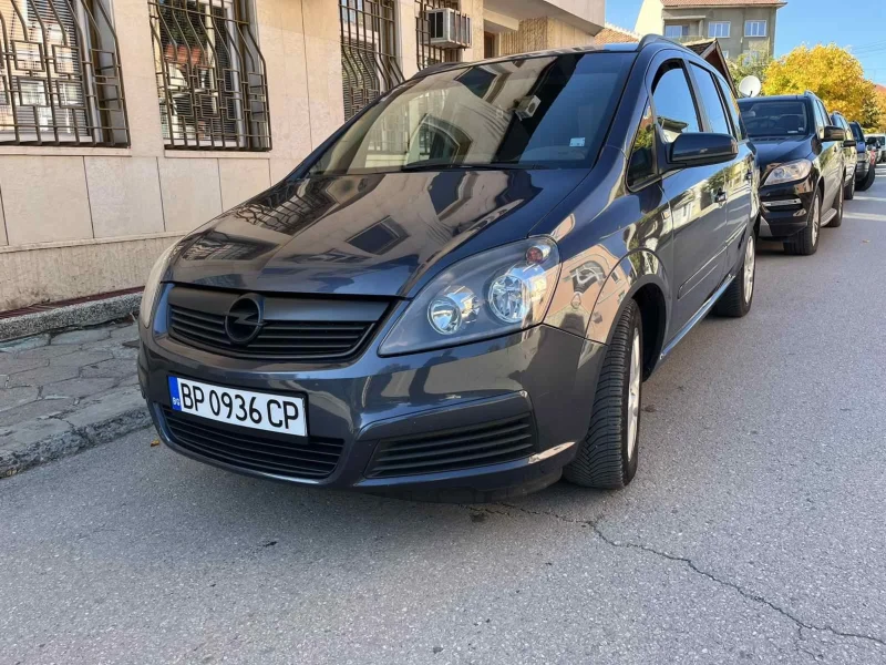 Opel Zafira 1.6 105кс Холандия, снимка 3 - Автомобили и джипове - 48798777