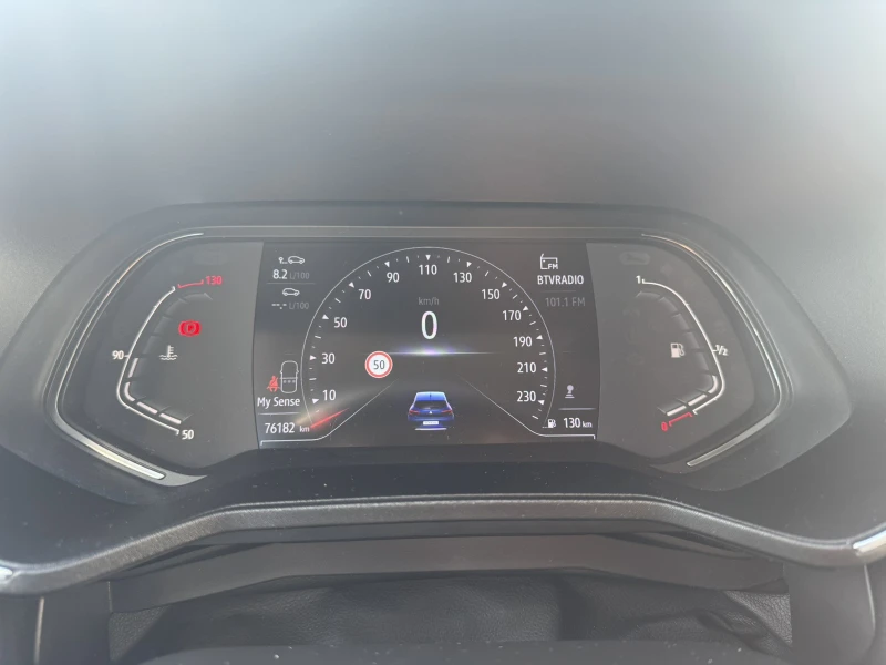 Renault Clio 1.0Tce, снимка 14 - Автомобили и джипове - 51189745