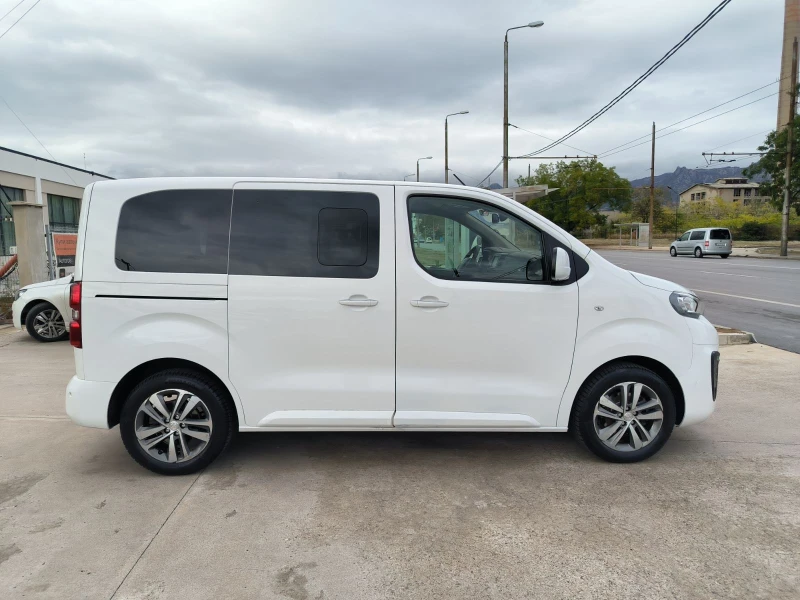 Peugeot Traveler 1.6d-Navi-Kamera-8m-6sk-Euro-6B, снимка 4 - Автомобили и джипове - 52017575