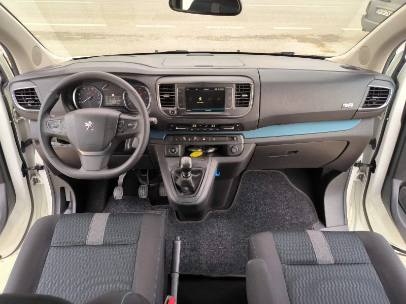 Peugeot Traveler 1.6d-Navi-Kamera-8m-6sk-Euro-6B, снимка 14 - Автомобили и джипове - 52017575