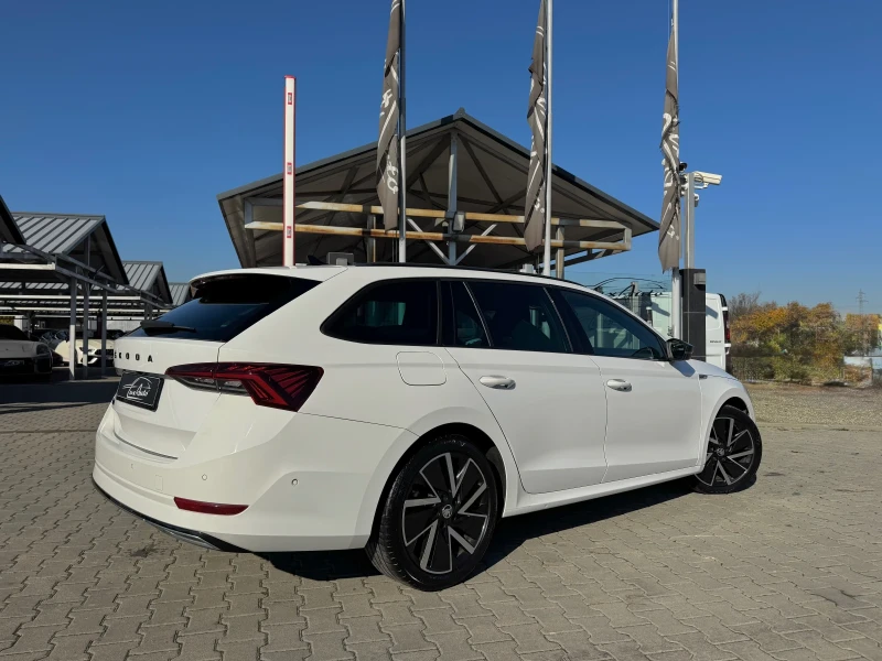 Skoda Octavia SPORLINE#DISTRONIC#KEYLESS#HEADUP#MATRIX#CANTON, снимка 5 - Автомобили и джипове - 52419004